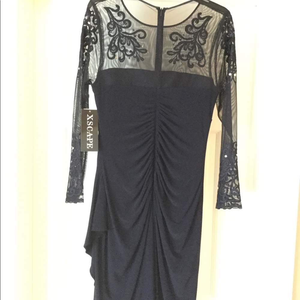 Dress - Picture 5 of 5